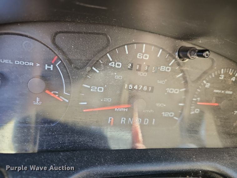 image for item DN8707 2003 Ford Taurus Wagon SE