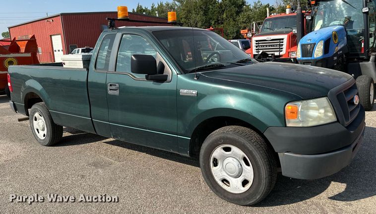 image for item DQ4097 2007 Ford F150 XL  pickup truck