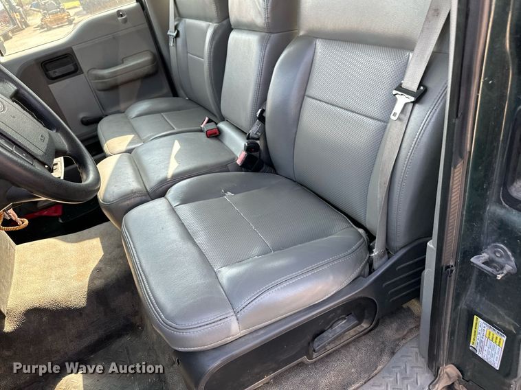 image for item DQ4097 2007 Ford F150 XL  pickup truck