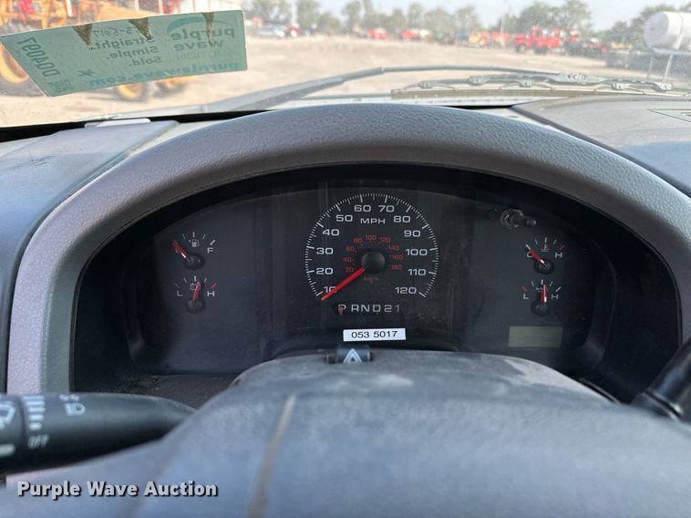 image for item DQ4097 2007 Ford F150 XL  pickup truck