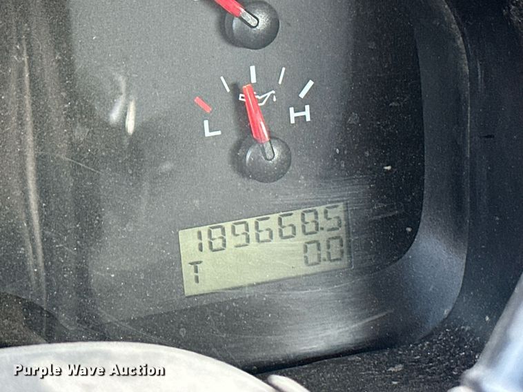 image for item DQ4097 2007 Ford F150 XL  pickup truck