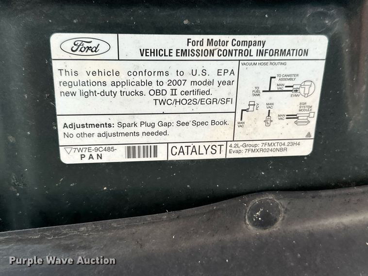 image for item DQ4097 2007 Ford F150 XL  pickup truck