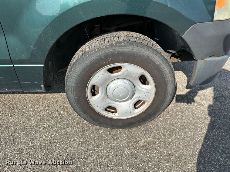 image for item DQ4097 2007 Ford F150 XL  pickup truck