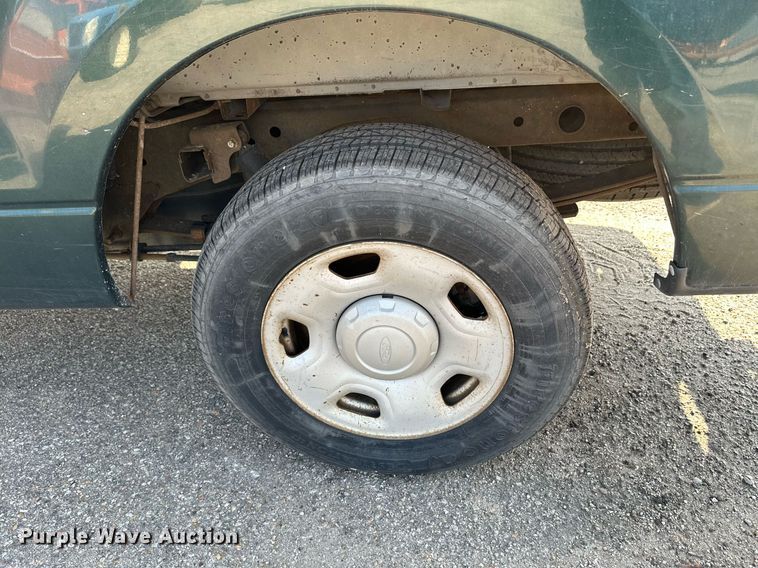 image for item DQ4097 2007 Ford F150 XL  pickup truck