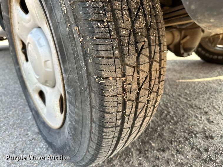 image for item DQ4097 2007 Ford F150 XL  pickup truck