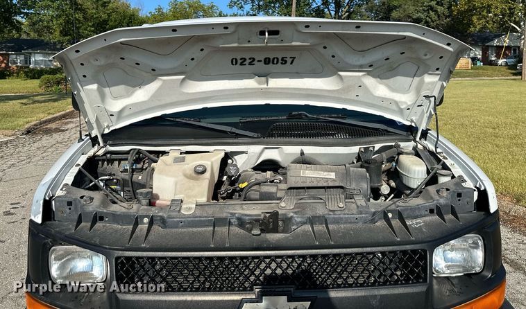 image for item DS2337 2007 Chevrolet Express 2500  van