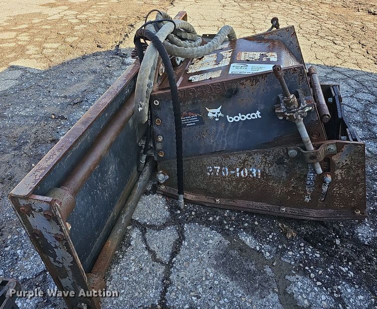 image for item DS2338 Bobcat  18"W skid steer cold planer