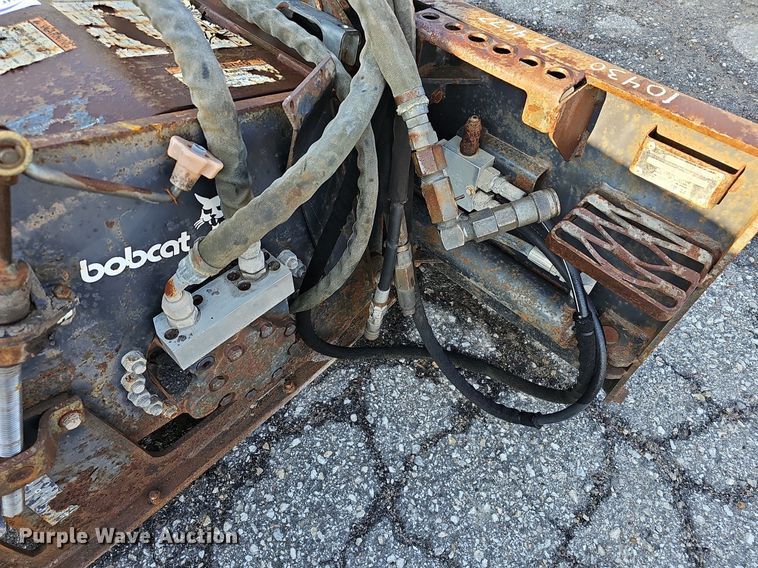 image for item DS2338 Bobcat  18"W skid steer cold planer