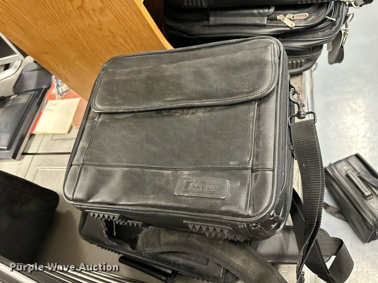 image for item LC9016 (10) HP Elitebook 8570P laptops