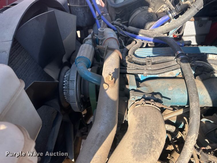 image for item LT9057 2007 International 7400  dump truck