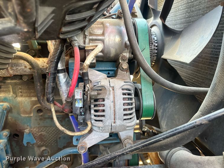 image for item LT9057 2007 International 7400  dump truck