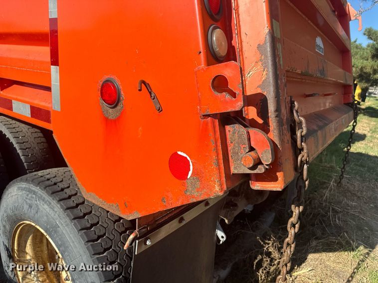 image for item LT9057 2007 International 7400  dump truck