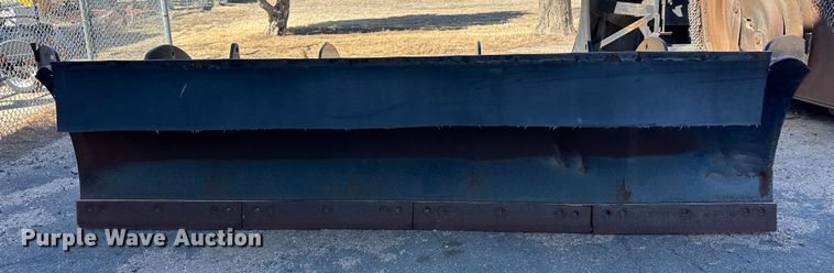 image for item LT9057 2007 International 7400  dump truck