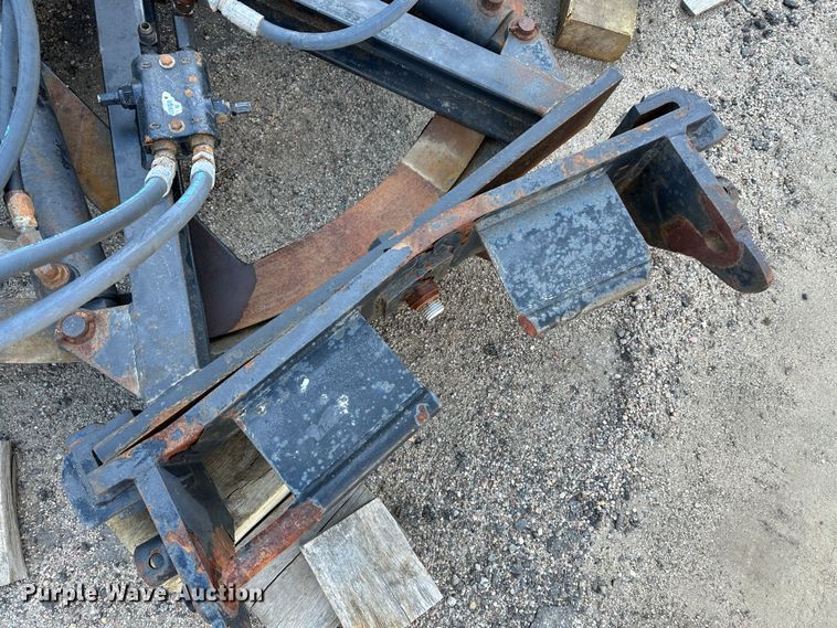 image for item LT9057 2007 International 7400  dump truck