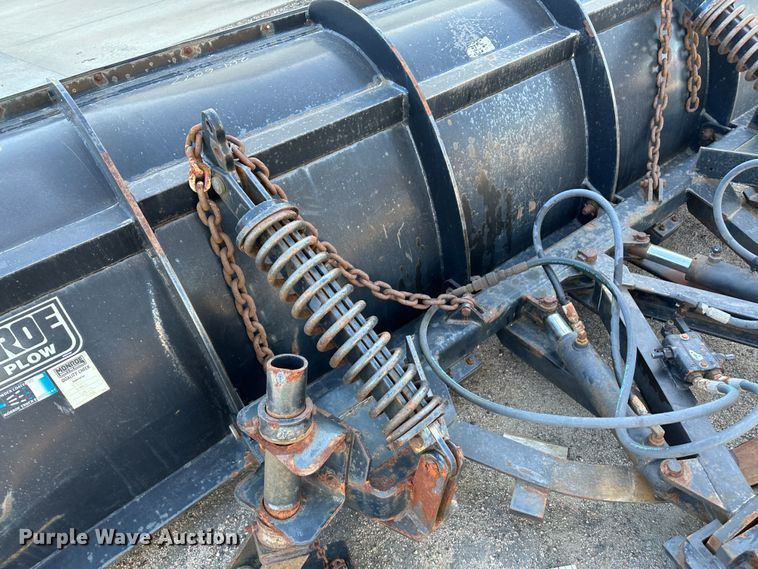 image for item LT9057 2007 International 7400  dump truck