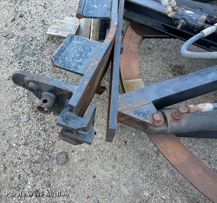 image for item LT9057 2007 International 7400  dump truck