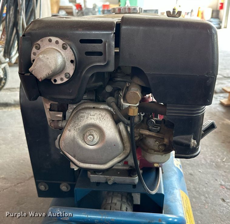 image for item LT9522 2005 Puma TUE8008GE  air compressor