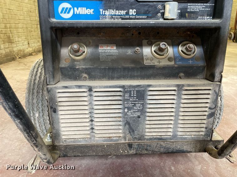 image for item LV9809 2002 Miller Trailblazer DC  welder/generator