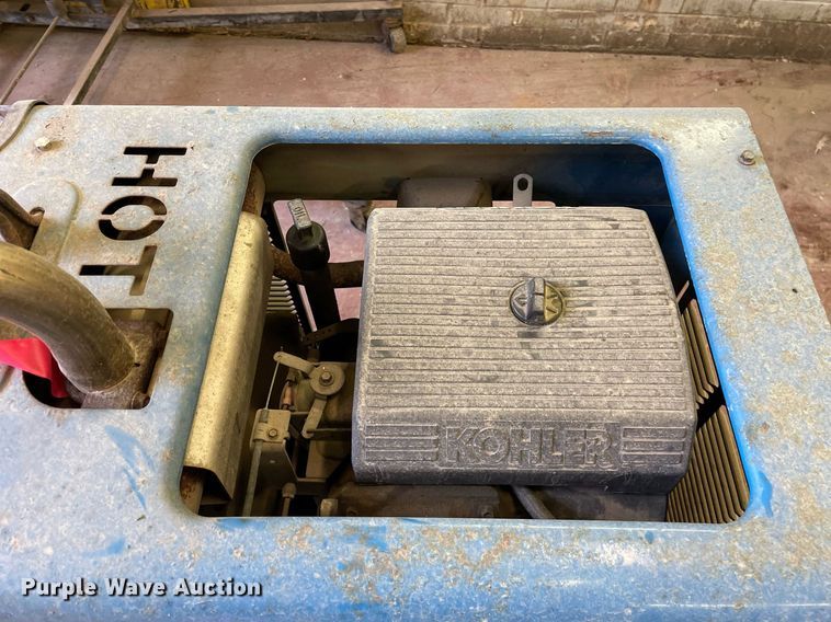 image for item LV9809 2002 Miller Trailblazer DC  welder/generator