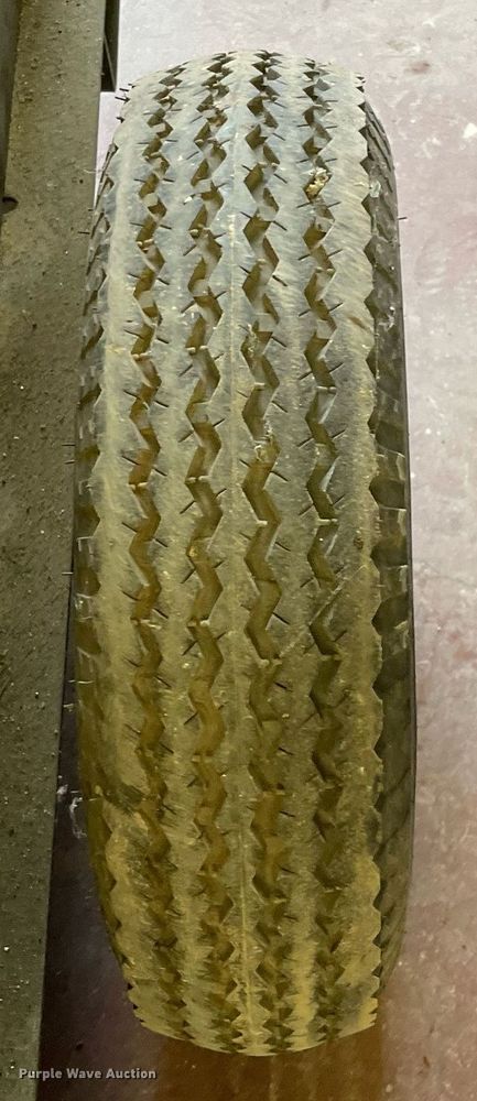 image for item LV9809 2002 Miller Trailblazer DC  welder/generator