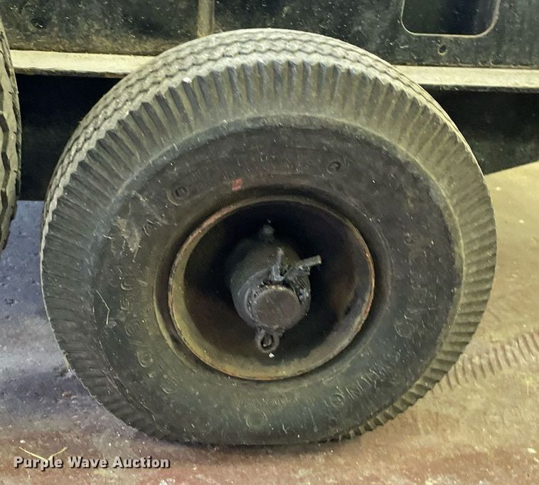 image for item LV9810 2002 Miller Trailblazer DC  welder/generator