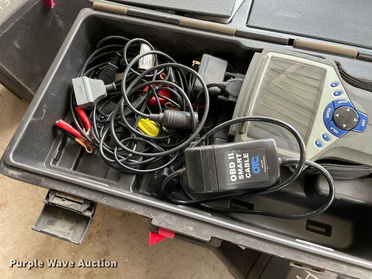 image for item LV9812 2008 OTC Genisys  diagnostic scanner