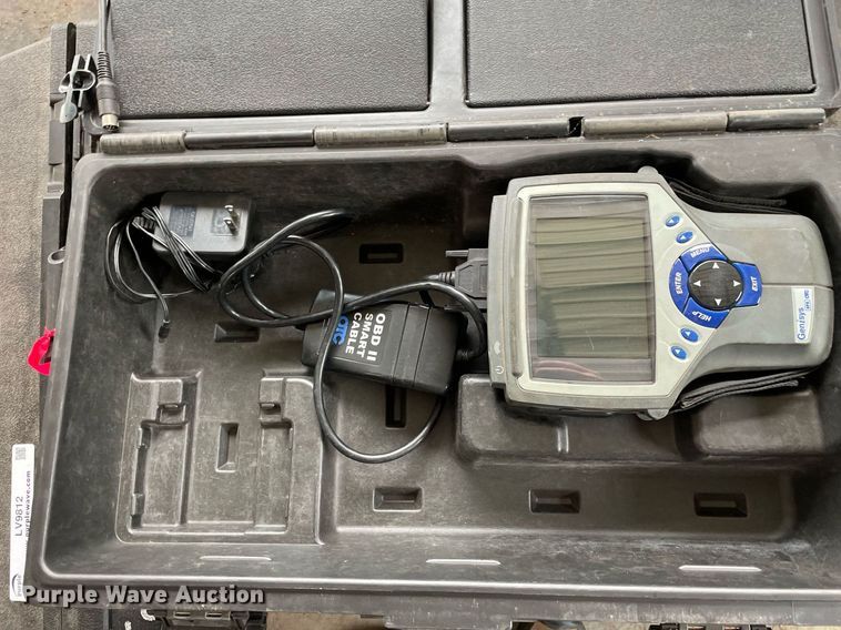 image for item LV9813 2008 OTC Genisys  diagnostic scanner