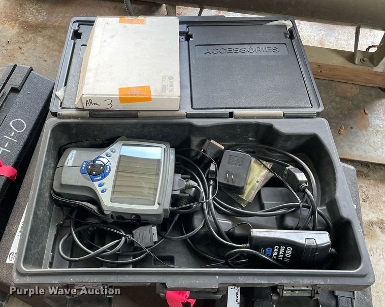 image for item LV9814 2008 OTC Genisys  diagnostic scanner