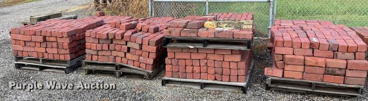 image for item LV9818 Approximately 2,000 Buffalo bricks