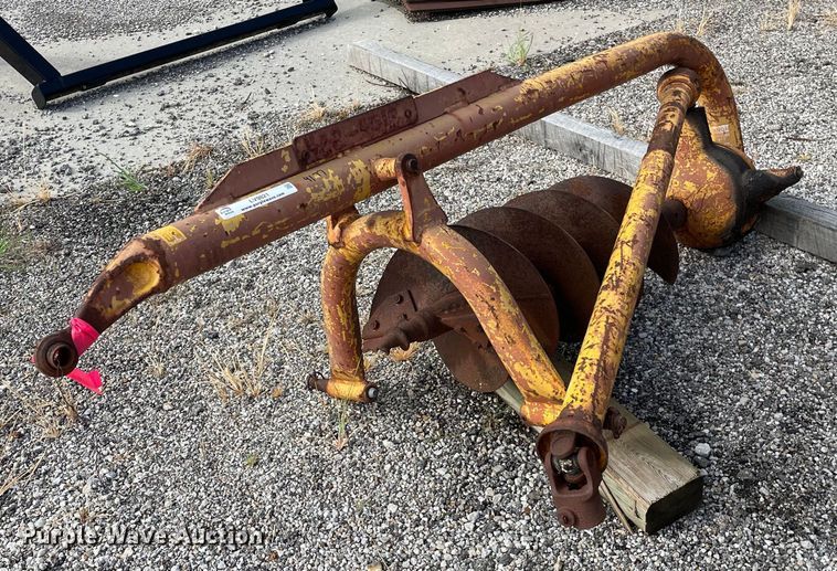 image for item LV9821 Danuser F8  post hole auger