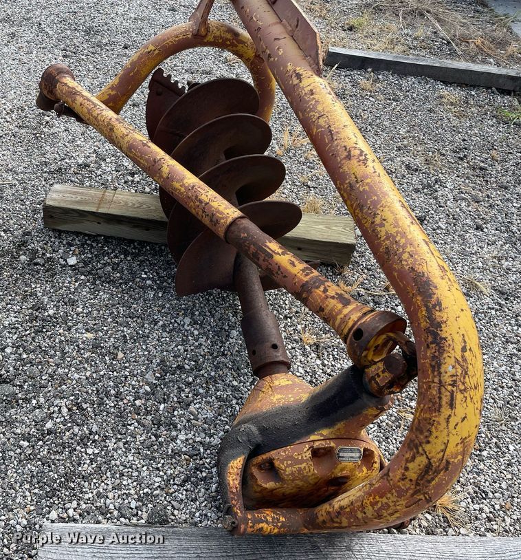 image for item LV9821 Danuser F8  post hole auger