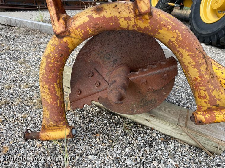 image for item LV9821 Danuser F8  post hole auger