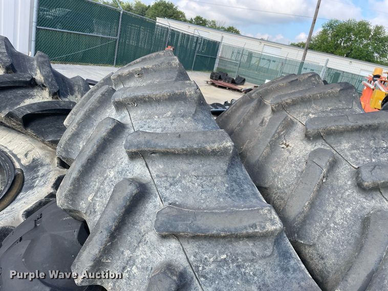 image for item LV9822 (2) Firestone 18.4R42 tires