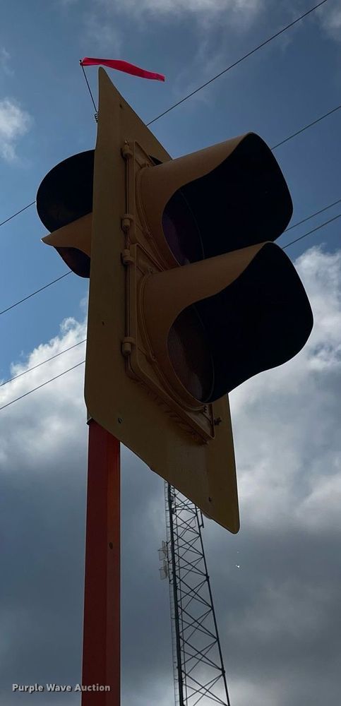 image for item LV9823 (2) 2007 R.C. Flagman traffic signals