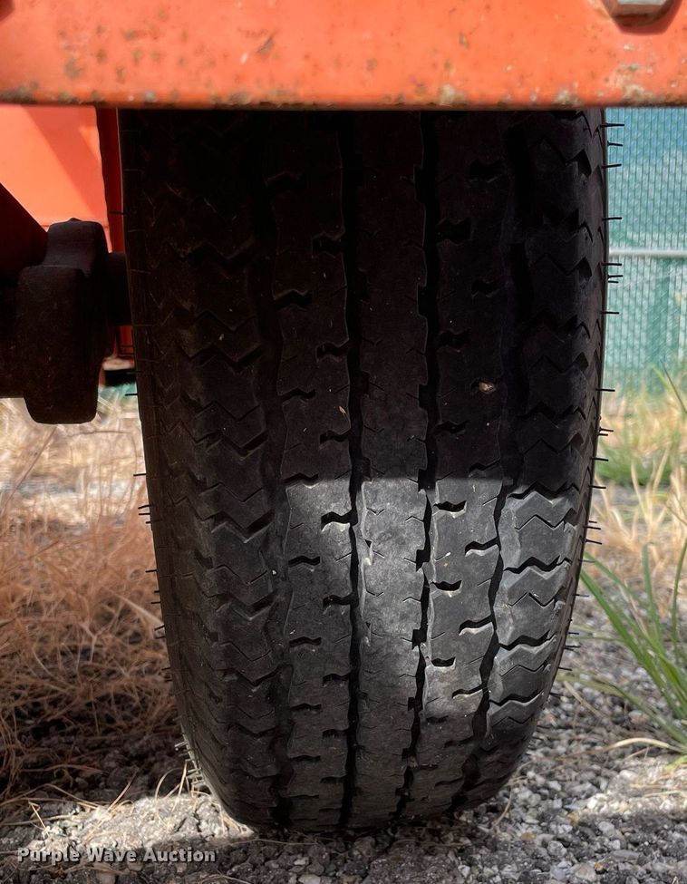 image for item LV9823 (2) 2007 R.C. Flagman traffic signals