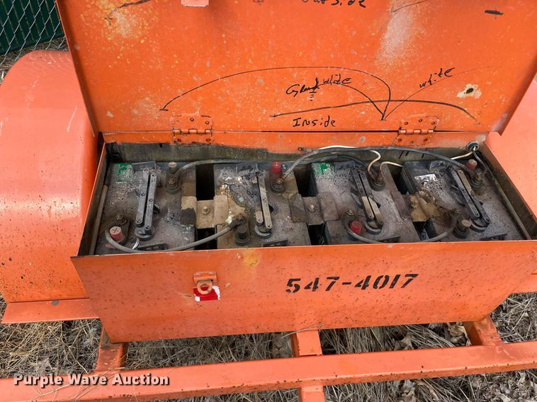 image for item LV9823 (2) 2007 R.C. Flagman traffic signals