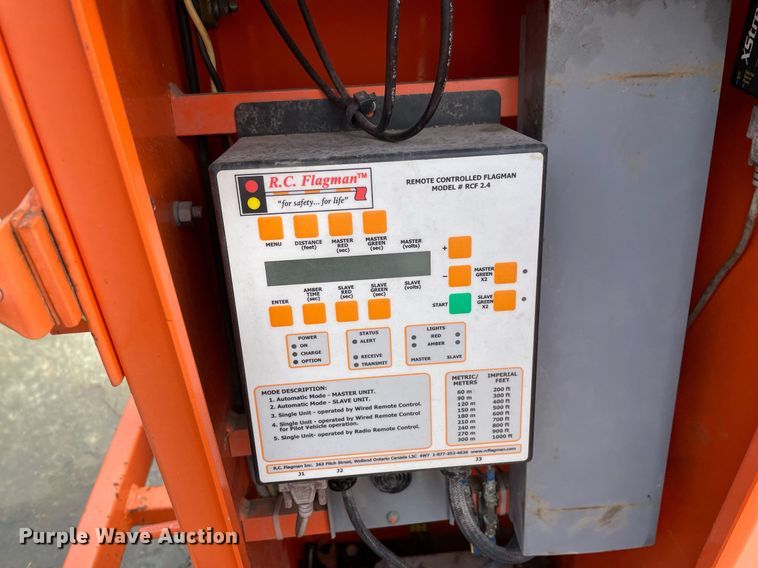 image for item LV9823 (2) 2007 R.C. Flagman traffic signals