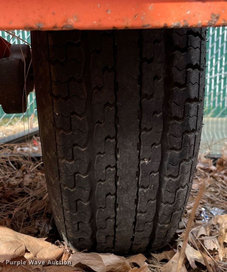 image for item LV9823 (2) 2007 R.C. Flagman traffic signals