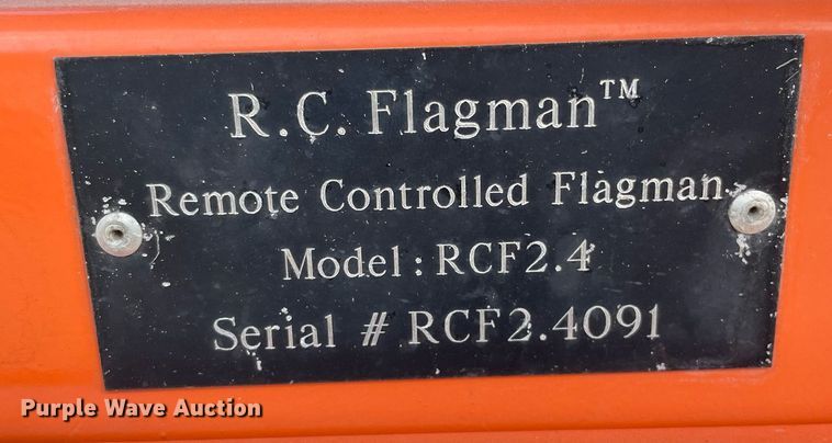 image for item LV9823 (2) 2007 R.C. Flagman traffic signals