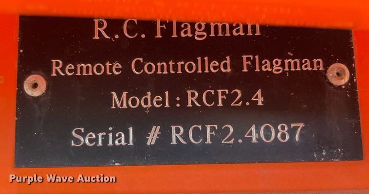 image for item LV9823 (2) 2007 R.C. Flagman traffic signals