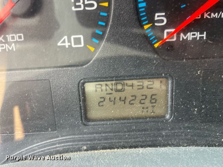 image for item LV9825 2007 International 7400  dump truck