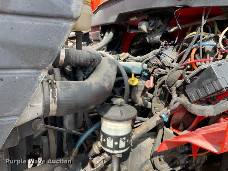 image for item LV9825 2007 International 7400  dump truck