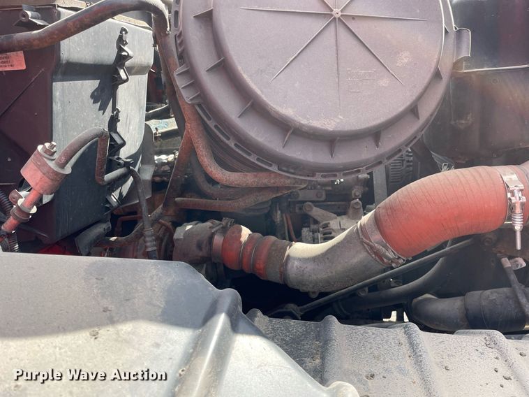 image for item LV9825 2007 International 7400  dump truck