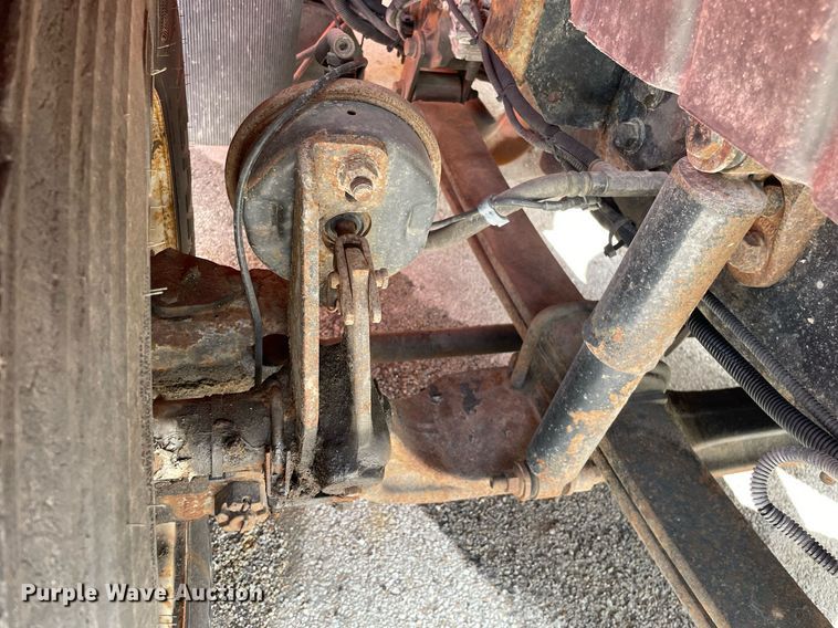 image for item LV9825 2007 International 7400  dump truck