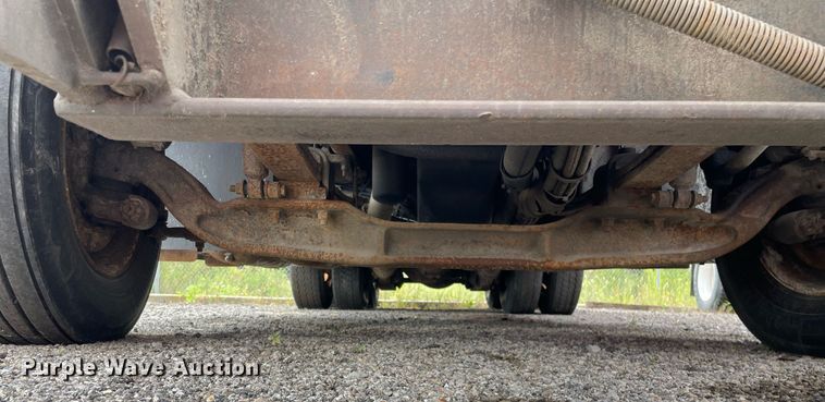 image for item LV9826 2007 International 7400  dump truck