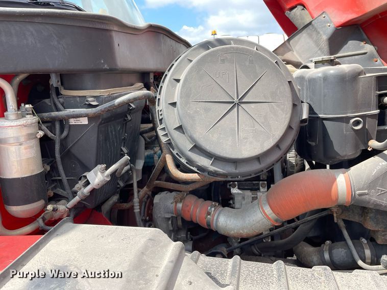 image for item LV9826 2007 International 7400  dump truck