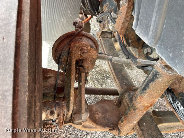 image for item LV9826 2007 International 7400  dump truck