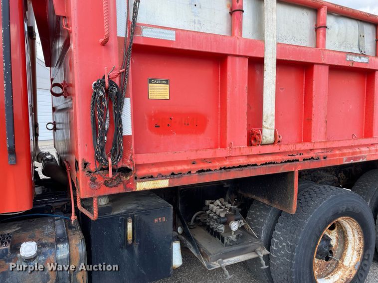 image for item LV9827 2001 Sterling LT7500  dump truck