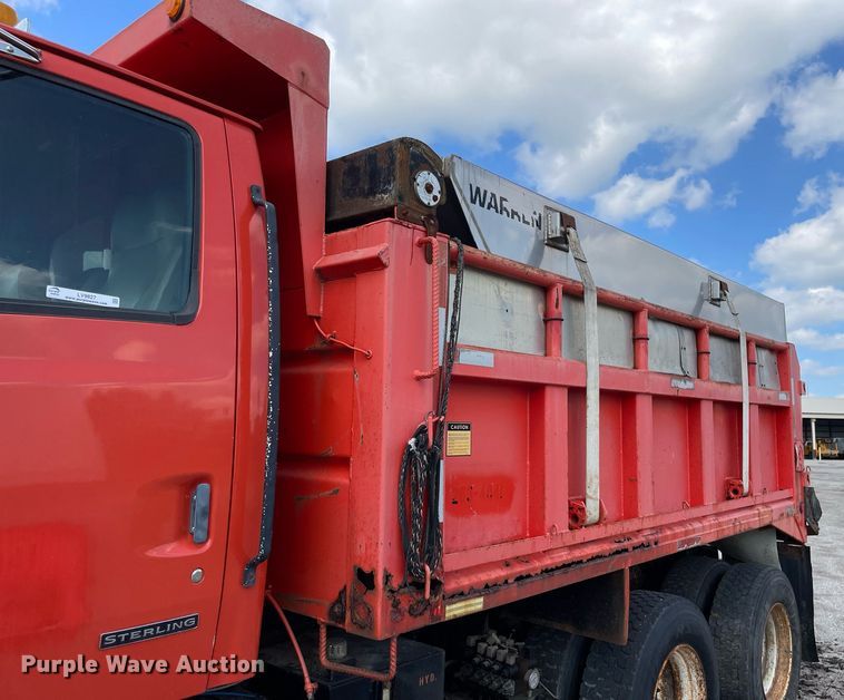 image for item LV9827 2001 Sterling LT7500  dump truck