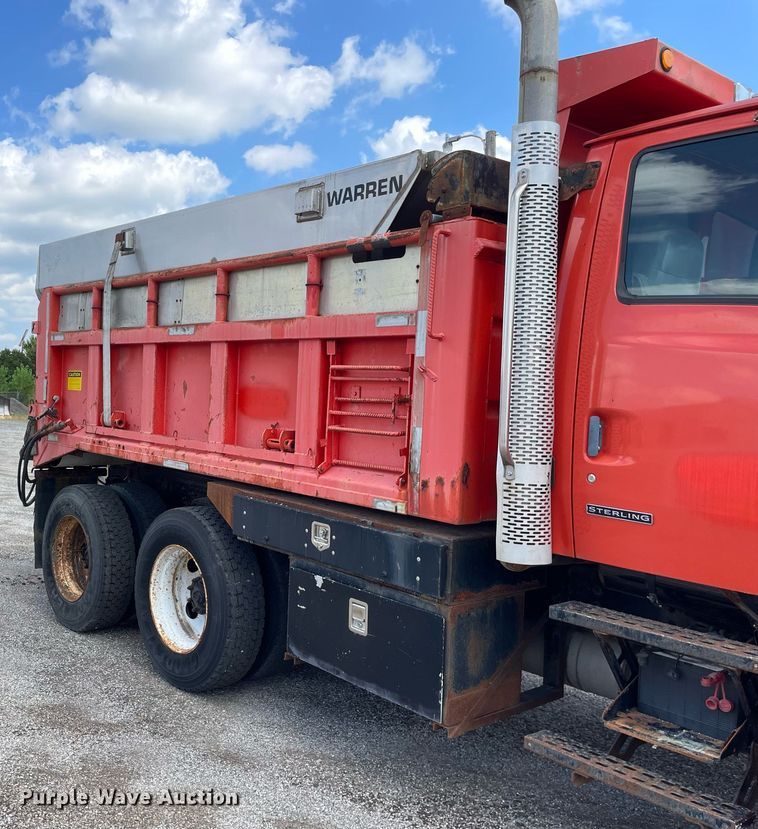 image for item LV9827 2001 Sterling LT7500  dump truck